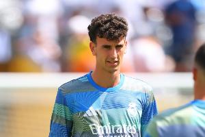 這地方真養(yǎng)人吧皇馬青訓(xùn)拉蒙今夏轉(zhuǎn)會(huì)科莫，現(xiàn)身價(jià)漲500萬(wàn)歐