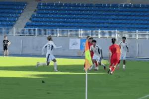 王鈺棟熱身賽遭飛踹！經(jīng)紀(jì)人金暢：國(guó)家隊(duì)有沒(méi)有考慮過(guò)保護(hù)年輕人