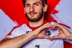 克瓦拉茨赫利亞：只要有一絲晉級世界杯的機(jī)會，我們就會拼盡全力