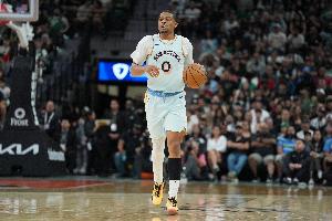 我也半場打卡！凱爾登出戰(zhàn)17分鐘 6中4拿到11分5板&正負值+16