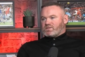 將迎40歲生日！太陽(yáng)報(bào)：魯尼扮成牙叔，唱皇后樂(lè)隊(duì)歌曲慶祝生日