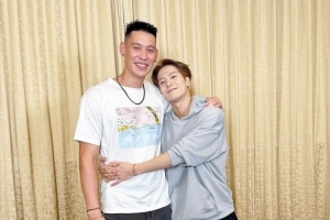 夢幻聯(lián)動！林書豪作為嘉賓與歐陽靖一同現(xiàn)身王嘉爾澳門演唱會