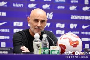 穆斯卡特：某些環(huán)節(jié)我們本可做得更好 把握機(jī)會方面還有提升空間