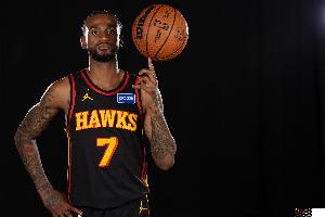 表現(xiàn)不錯！亞歷山大-沃克半場8中3貢獻10分1板3助1帽