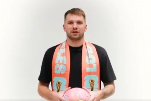 新職位！東契奇擔(dān)任2026年美加墨世界杯洛杉磯官方社區(qū)大使！