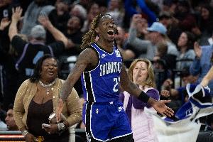 手熱得發(fā)燙！基翁-埃利斯6記三分球射落20分2板2助2斷