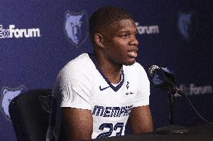 中規(guī)中矩！11號秀科沃德3投1中&6罰5中拿到7分4板2助2斷1帽