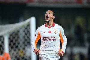 巔峰身價(jià)1億歐！29歲薩內(nèi)土超雙響，1125萬(wàn)年薪10場(chǎng)3球3助