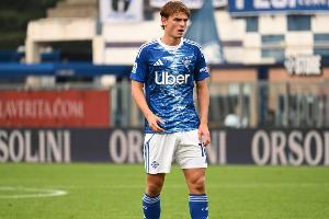 絲毫不怵！186帕斯體重不到150斤，戰(zhàn)尤文多達(dá)16次對抗成功7次