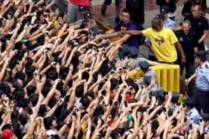 一哥：我們見證了科比的影響力 他的經紀人佩林卡很重視中國市場