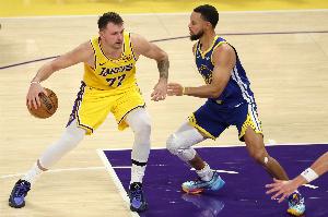 三后衛(wèi)+死亡五漏！77和小里掄冒煙又如何 湖勇的最大差距是防守？