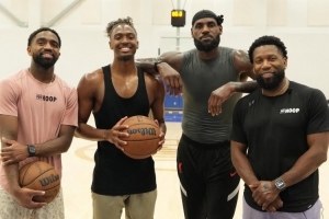 Shams：詹姆斯與馬克西拉文訓(xùn)練時(shí)最初感到背部不適 隨后做了檢查