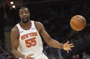 邁克-布朗：胡克波爾蒂運(yùn)動能力極其出色 他的小勾手終結(jié)很棒