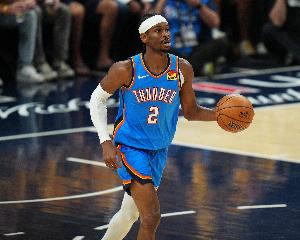 5球21分！亞歷山大上半場12罰11中砍下21+3+2+2+1填滿數(shù)據(jù)欄