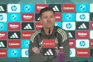 阿隆索：我不會談論亞馬爾的言論，重要的是我們在球場上的表現(xiàn)