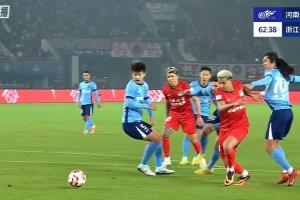 單場烏龍+送點！李提香拉倒卡多索送點，卡多索點射河南2-1浙江