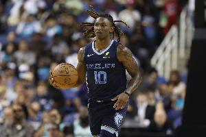 敢打敢拼！灰熊48號(hào)秀斯莫爾6中5拿到16分6助 三分4中3