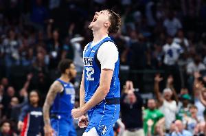 萊弗利：弗拉格渾身充滿活力 他點(diǎn)燃現(xiàn)場(chǎng)球迷 也點(diǎn)燃我們的斗志