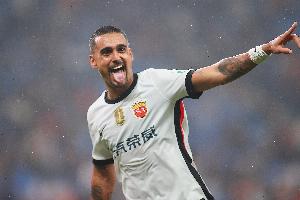 媒體人談中超爭(zhēng)冠隊(duì)被阻擊：看來(lái)反賭掃黑還是有用，得繼續(xù)