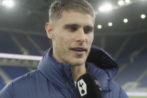 范德芬：我們練了很多定位球今天對埃弗頓奏效了 對手不好踢