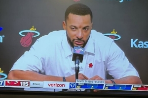 阿德巴約社媒艾特鮑威爾：豐泰基奧說你的金鏈子是假的