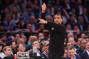 馬祖拉：我們經(jīng)歷了太多變動 必須重新培養(yǎng)習(xí)慣和紀(jì)律