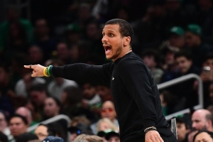 馬祖拉暫停喊話：小喬丹4天前還是個街溜子 你卻讓他在你身上扣籃