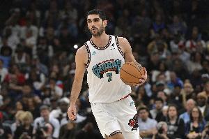 攻防盡力局！阿爾達(dá)馬替補(bǔ)22分鐘 13中6貢獻(xiàn)14分6板4助3斷