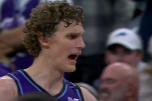 馬卡接球被犯規(guī)&同時打到吉萊斯皮 太陽關(guān)鍵挑戰(zhàn)成功&中圈跳球