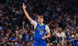 弗拉格：我的左肩應(yīng)該沒(méi)事 若想成功 就要想辦法帶傷繼續(xù)打