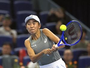 WTA250中國(guó)香港站單打首輪：張帥2-0橫掃埃里亞韋茨，晉級(jí)次輪