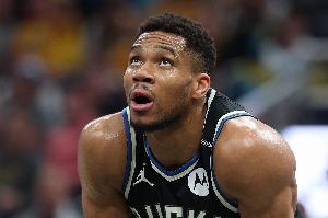 是否因交易流言分心？字母哥：我有四個小搗蛋鬼 哪有空關(guān)注這些