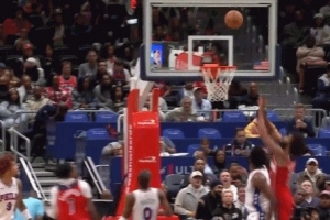 禁區(qū)任人飛！卡林頓送拋傳 巴格利在恩比德頭上點進還要加罰