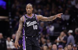 正負值-21！德羅贊10中5拿到19分5板5助 罰球10中9