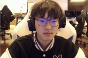 韓網(wǎng)吃瓜BLG商K曬Bin過去的照片：希望Bin也發(fā)點動態(tài)自證一下