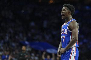 贏4場其中3場是大逆轉(zhuǎn)！埃奇庫姆：我們陣容深厚而且全心投入