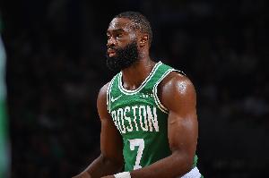 杰倫-布朗：這兩場籃板球保護(hù)做得非常好 這為我們奠定了優(yōu)勢