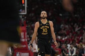 庫里談今天的雄鹿：12年的勇士也是這樣 某些比賽球員們突然爆發(fā)