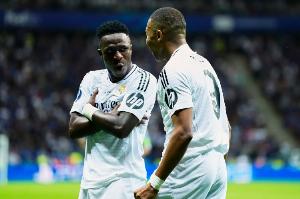 在對方禁區(qū)內(nèi)觸球超80次，本賽季五大聯(lián)賽僅姆巴佩、維尼修斯做到