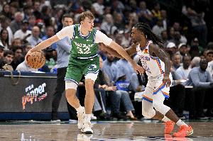 歐文談弗拉格：開心打球享受比賽的同時 用表現(xiàn)贏得他人的尊重