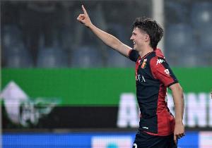 斯基拉：尤文、國米、羅馬關(guān)注熱那亞24歲中場弗倫德魯普