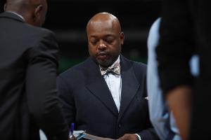 范?？巳麪枺汉芏嗳俗焐险f曼巴精神 實際上根本沒那種心態(tài)