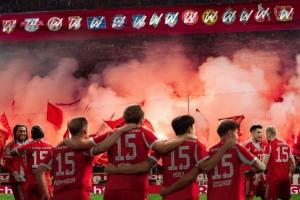 恐怖如斯…拜仁已經(jīng)揍遍了德甲的上半?yún)^(qū)，戰(zhàn)績(jī)是全勝+一堆大比分