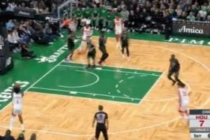 終于來(lái)了！阿門(mén)命中本賽季個(gè)人首記三分 此前10中0！