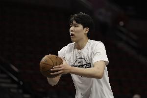 被下放至發(fā)展聯(lián)盟！楊瀚森工作室：以此加大訓(xùn)練量 增強(qiáng)體能儲備