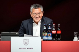 海納：拜仁即使經(jīng)過125年也不會在獎杯柜前沉睡，始終保持饑餓感