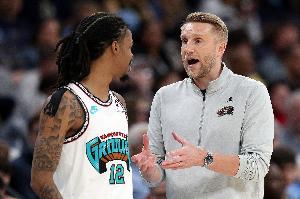 被教練當(dāng)著全隊(duì)面批評(píng)！Shams：多支球隊(duì)正密切關(guān)注莫蘭特的情況