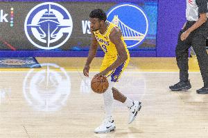 沒有出手！布朗尼半場出戰(zhàn)9分49秒送出2次助攻