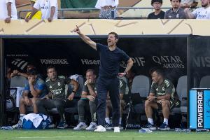 TA：阿隆索訓(xùn)練中會(huì)懲罰做俯臥撐，其執(zhí)教方式能否長(zhǎng)久受到質(zhì)疑