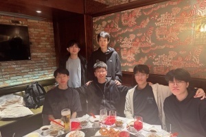 愛(ài)笑：最后一局真的感覺(jué)肩上扛著整個(gè)LPL，AL流干了最后一滴血